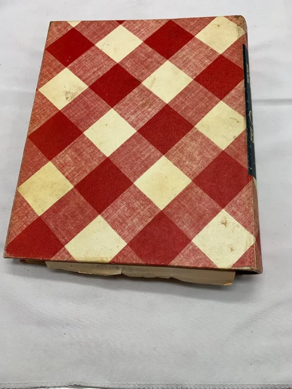 1968 Better Homes And Gardens New Cookbook Hardcover Ring-Bound Red Plaid